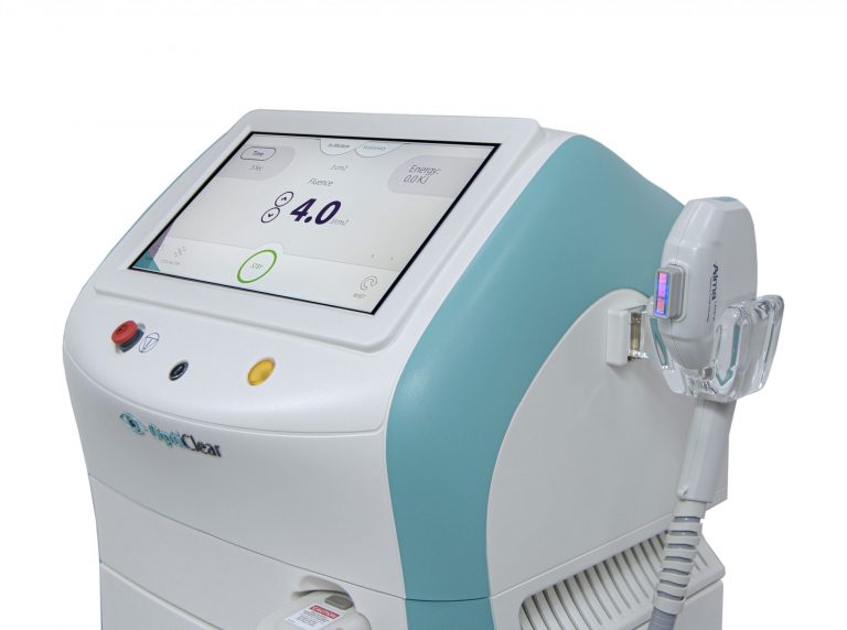 Imagen del sistema OptiClear para el tratamiento de luz pulsada de Alta Intensidad